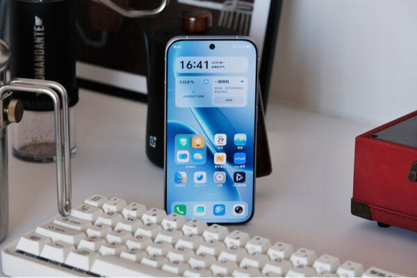 Vivo iQOO Z11 Turbo