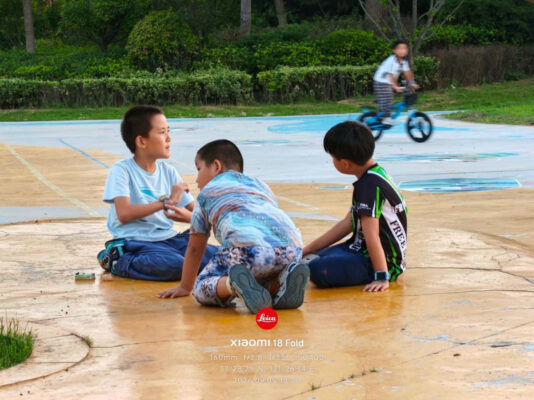 anh chup chan dung xiaomi 18 fold