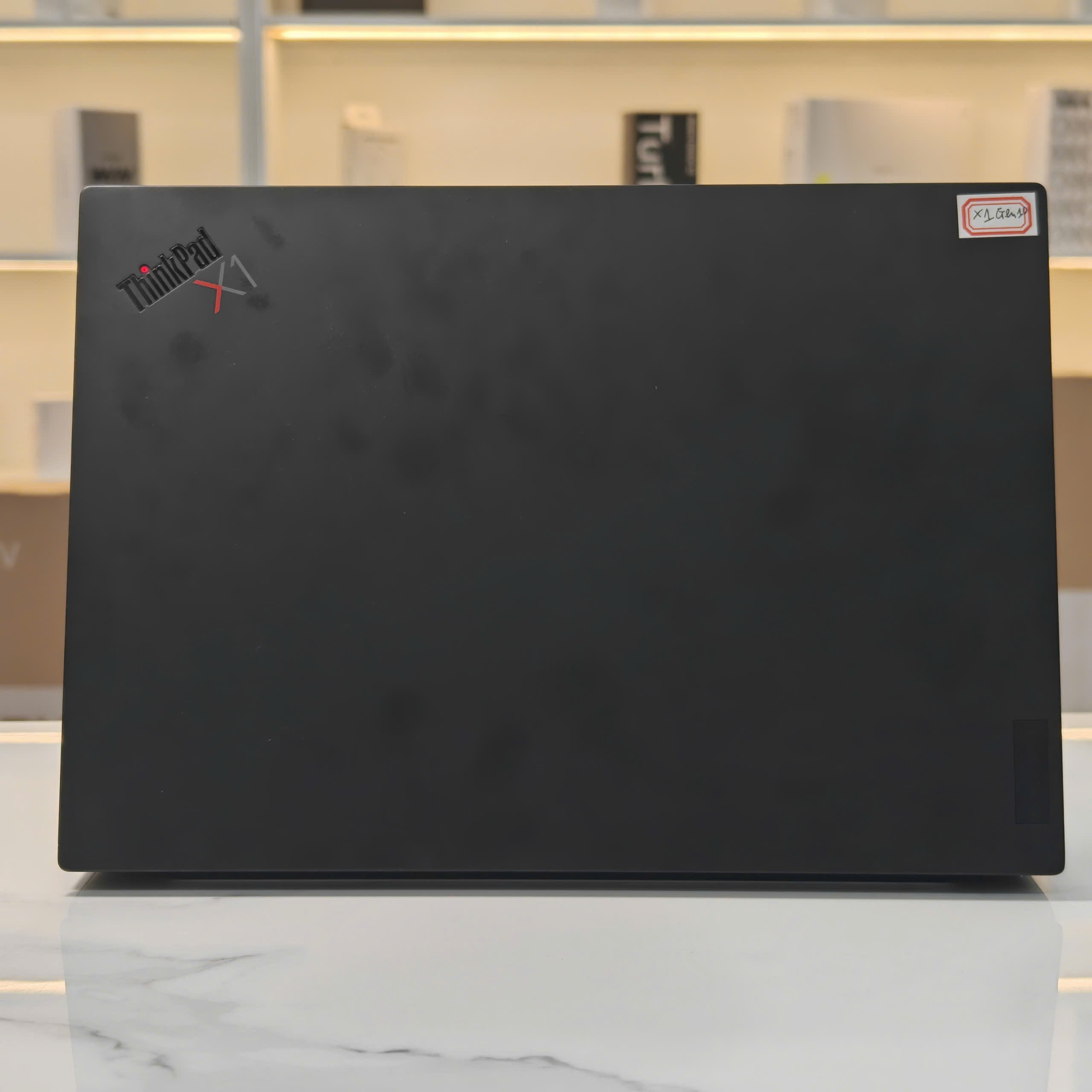 lenovo-thinkpad-x1-carbon-gen-10 lenovo-thinkpad-x1-carbon-gen-10